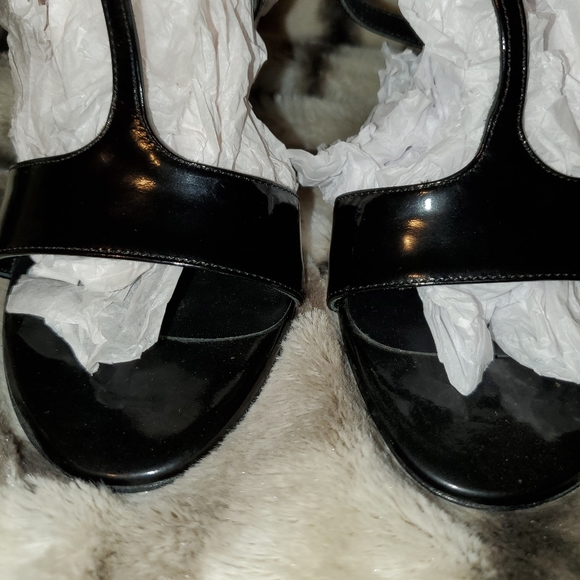 🔥 Authentic Versace Chain Heels 🔥 - Picture 8 of 16